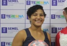 A Ex-judoca e campeã olímpica Sarah Menezes pediu para deixar a Secretaria Municipal de Esporte e Lazer de Teresina.