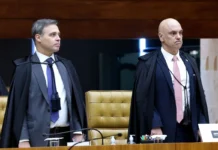 Moraes usa contra Mendonça relatório que a PF diz não ter valor probatório
